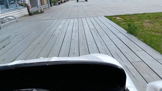 я с ростиком Катаюсь на электрической машине смотреть онлайн