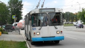 Троллейбус Екатеринбурга ЗиУ-682Г-012 [Г0А] борт. №321 маршрут №33 на остановке "Ворошиловская"
