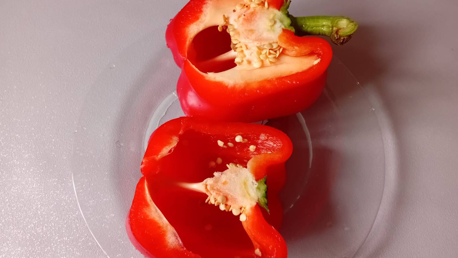 ЦВЕТНОЙ БОЛГАРСКИЙ ПЕРЕЦ ЖАРЕНЫЙ с ЛУКОМ и ЧЕСНОКОМ смотреть онлайн