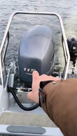 Toyama 5 на лодке katana 575