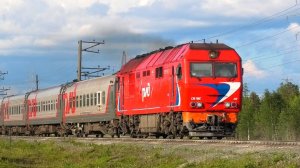 ТЭП70БС-112 с пассажирским поездом Новый Уренгой — Казань и приветливой бригадой