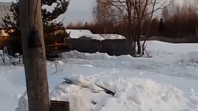 Тянем-потянем (буксуют погрузчики)