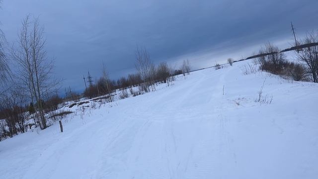 По насту на лёгких квадриках