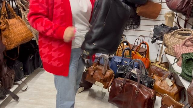 Сумки. Италия . смотреть онлайн