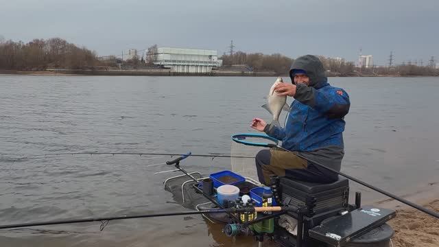 "ПУЗАНОВ ЛОВИТ" смотреть онлайн