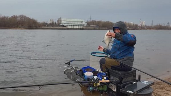 "ПУЗАНОВ ЛОВИТ"