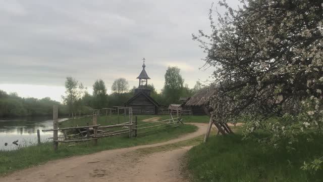 Кинодеревня урочище Лосковское Псковской области май 2024 г.