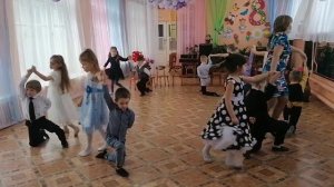 Танец "Зеркальный вальс"  Вариант для праздников: День матери, 8 марта.