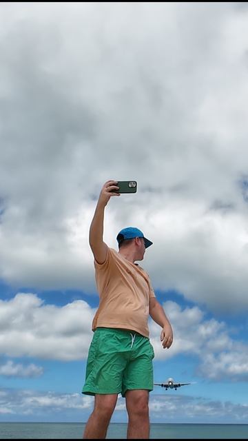 Май Кхао - пляж с самолетами (Таиланд, Пхукет) смотреть онлайн