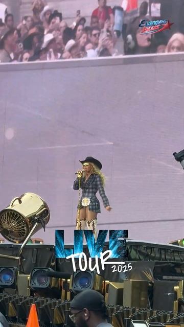 Счастливая слушательница Европы Плюс на концерте Beyoncé! #ледигага #ladygaga #музыка #песни #музыка смотреть онлайн