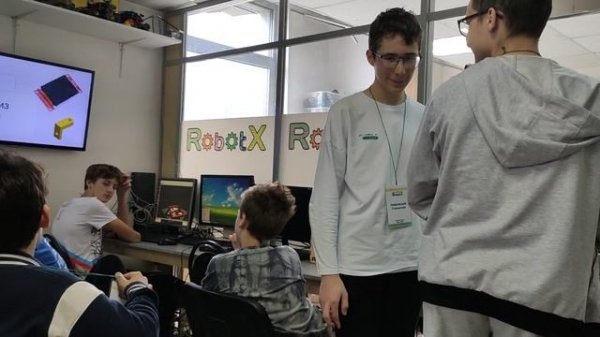 ROS2 интенсив, презентация результатов в школе робототехники RobotX