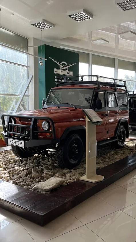 Сколько стоит новый УАЗ Хантер для экспедиций в автосалоне