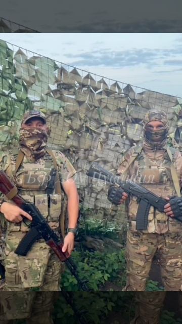 Приветы прилетели от сводной штурмовой роты 1 мотострелкового полка с Луганского направления смотреть онлайн