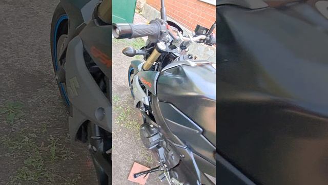 Suzuki GSR 750A 4452 км Без пробега по РФ смотреть онлайн