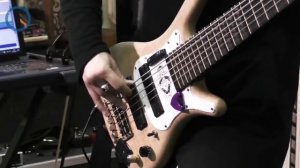 Великолепная игра на шестиструнной бас гитаре. Никита Марченко.