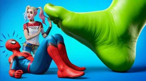 Игра в кальмара с супергероями! Супермен против Дэдпула против Гвен Стейси!