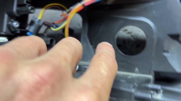 Audi a4 b8 - ремонт фар, замена линз, диодные Expression Drive