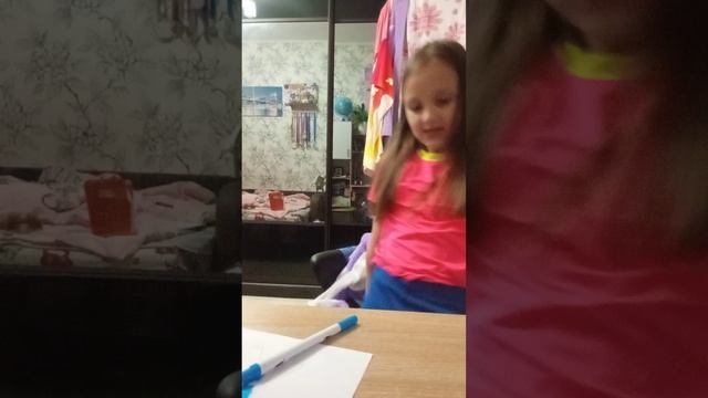 рассказывал как я поеду на море и делаю Саше подарок в виде ходи-маги