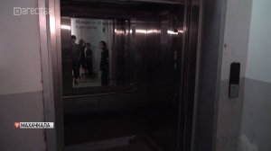 В Махачкале сорвался лифт