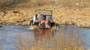 Вездеход в болоте