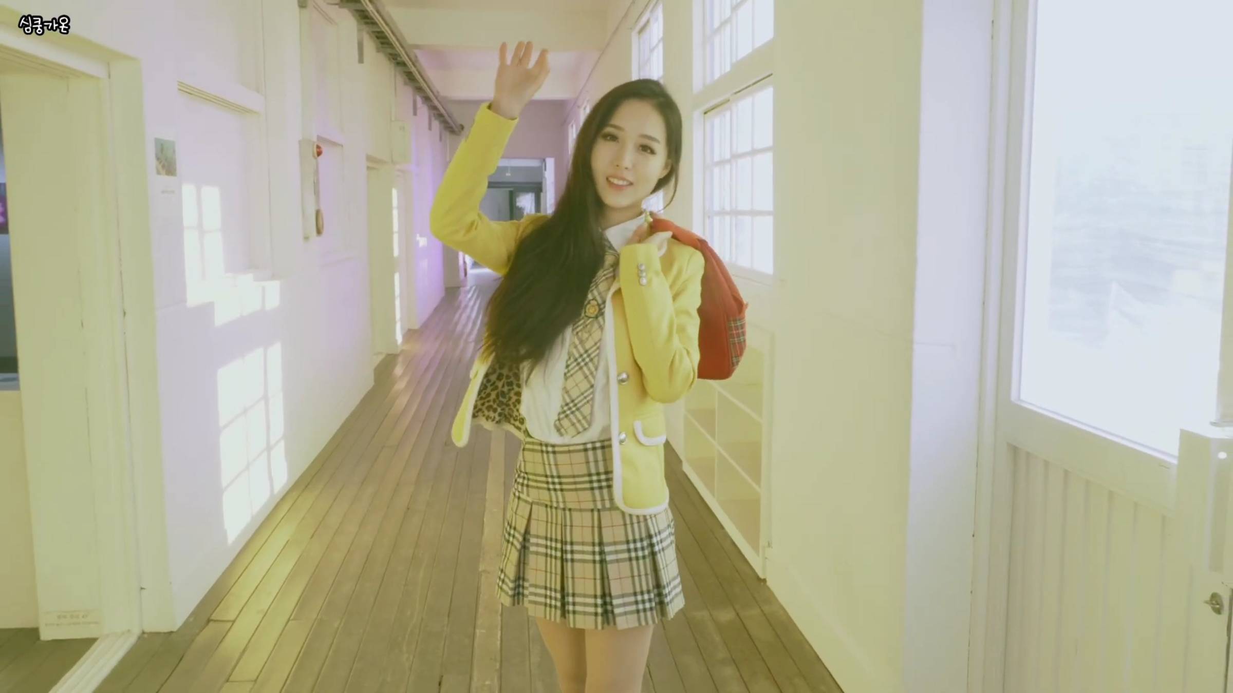 교복 입고 학교 간 김가온 School look Kimgaon смотреть онлайн