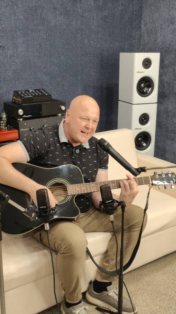 Исполняет Вадим Забалуев. Предварительная запись (звук на петличку) смотреть онлайн