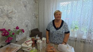 Уборка в первой теплице выбрасывает всё  не нужное. Наши покупки.