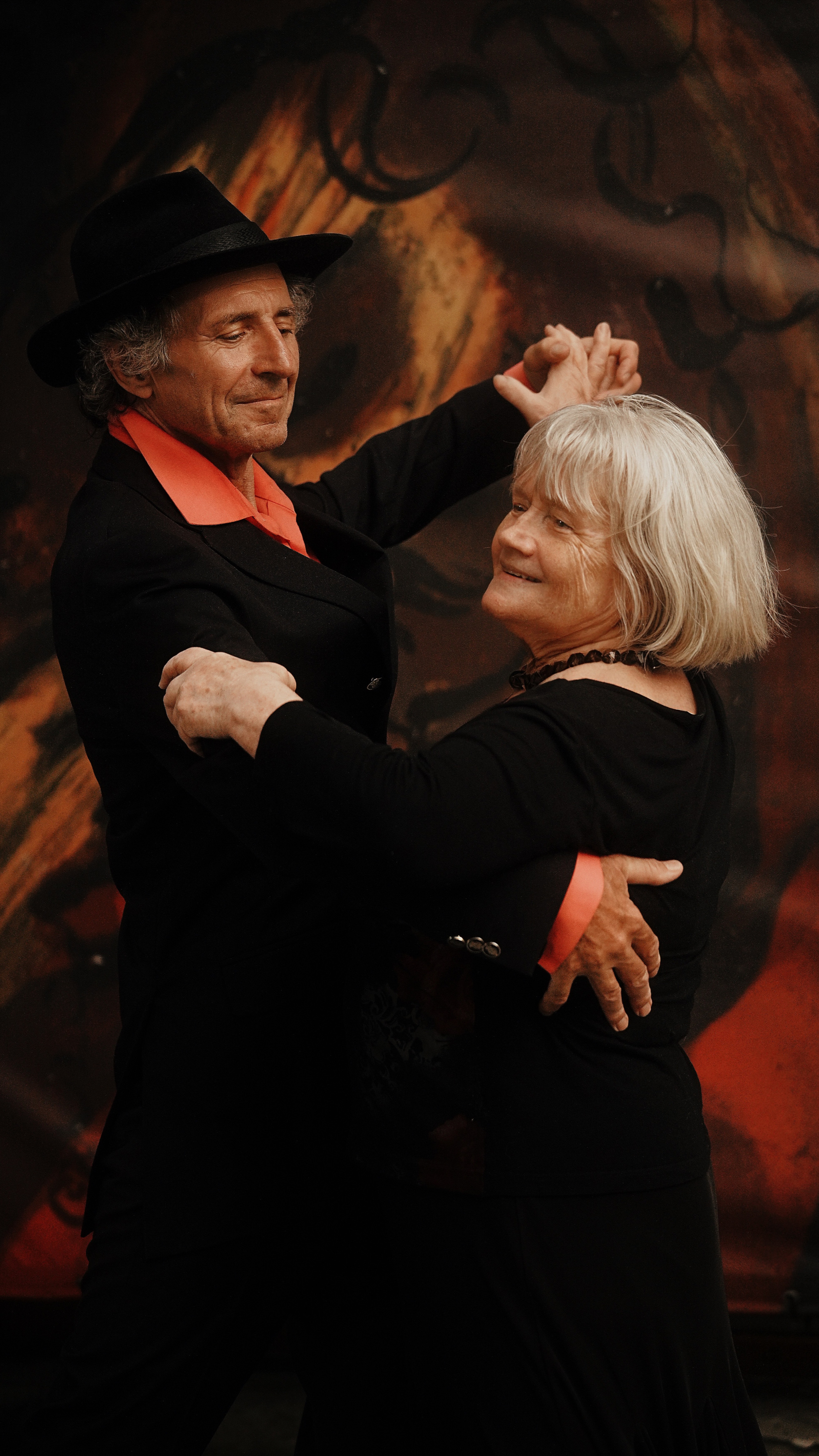 Встретил самую красивую пару