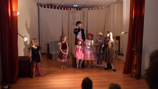 В поисках зайки (июнь 2025) смотреть онлайн