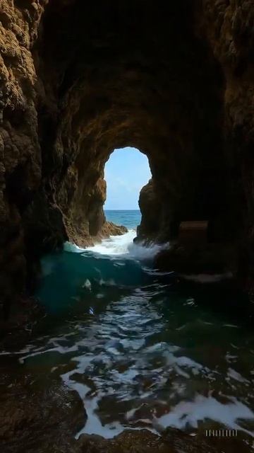 Лилия Любимова — Песни «Испытание 2025» | Mystical Sea Cave | Водяная Пещера и Море смотреть онлайн