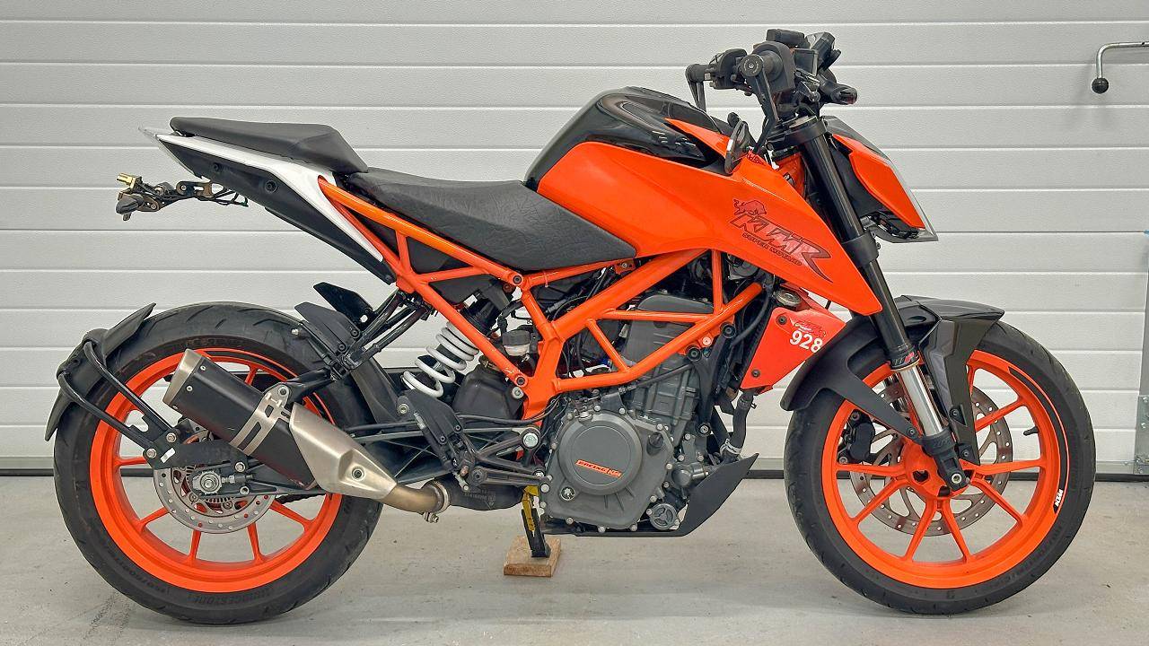 KTM 390 DUKE - VBKJPJ405JC263101 смотреть онлайн