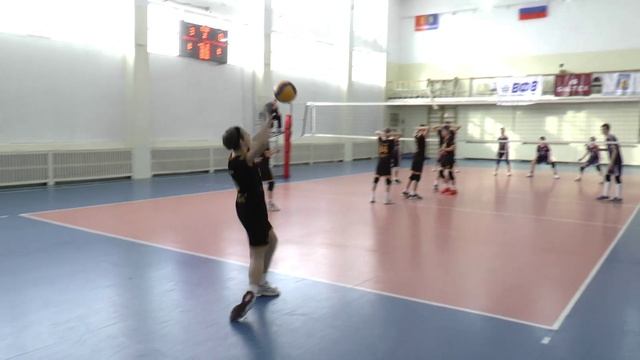 Детский волейбол. Эпизод игры. Иваново vs Санкт-Петербург смотреть онлайн