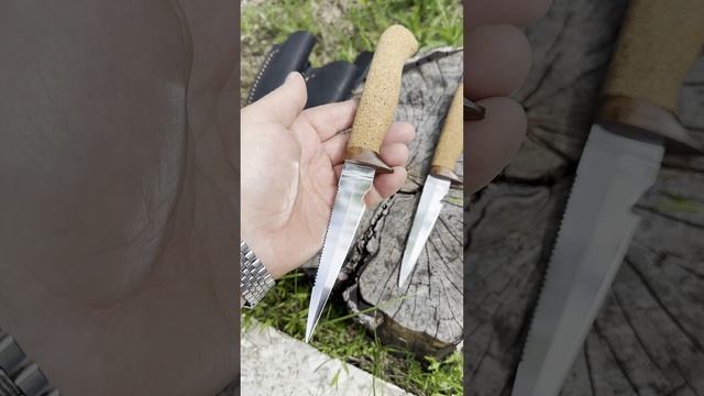 В наличии нож 