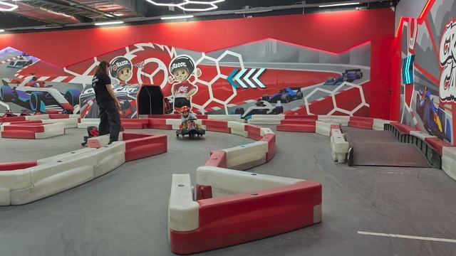 Внуки в Crazy Cart (Санкт-Петербург, 2025) смотреть онлайн