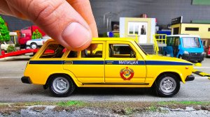 Сирена включена едет ПОЛИЦЕЙСКАЯ МАШИНА ВАЗ 2104! Водитель уступи дорогу! Про машинки