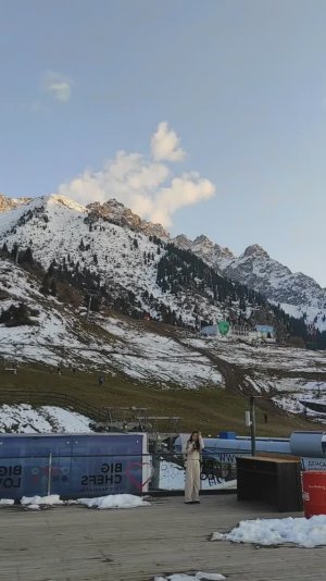 В гору Шимбулак и обратно (вертикальное)