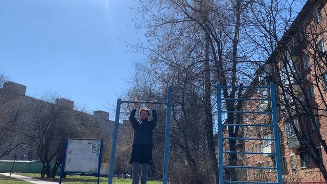 Кросс-тренинг для бегунов на длинные дистанции || Подтягивания на высокой перекладине :) смотреть онлайн