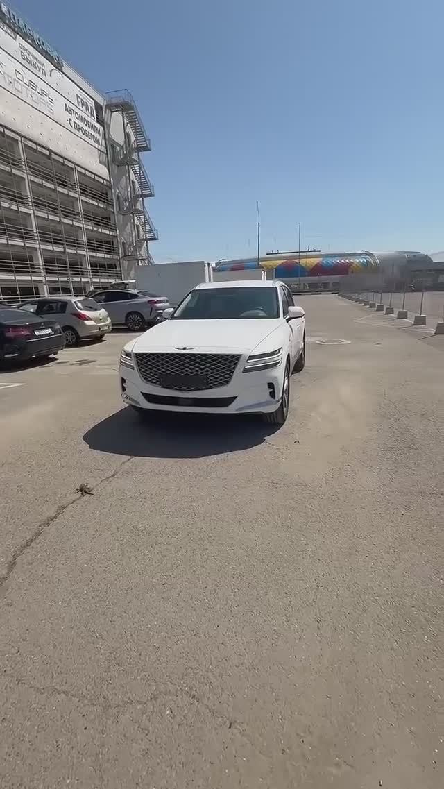 Встретили в Красноярске Genesis GV80 Gasoline 2.5 AWD (5-seater) смотреть онлайн