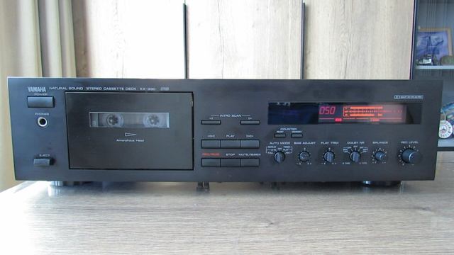 Yamaha KX-330