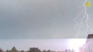 Сильная гроза на даче