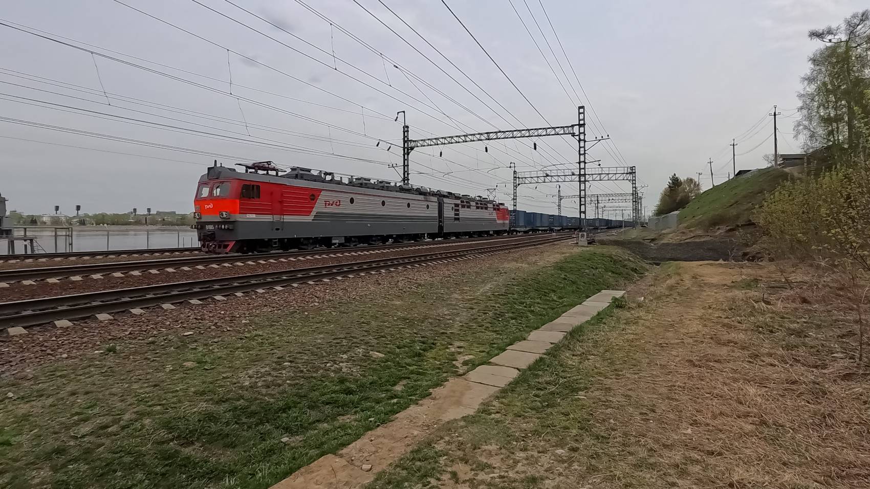 ВЛ85-137 смотреть онлайн