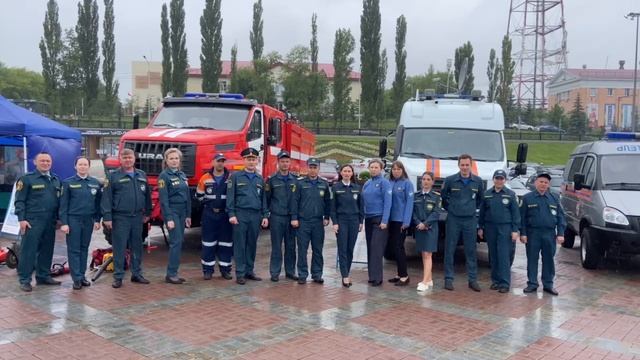 ПРИГЛАШАЕМ В НАШ ДРУЖНЫЙ КОЛЛЕКТИВ! смотреть онлайн