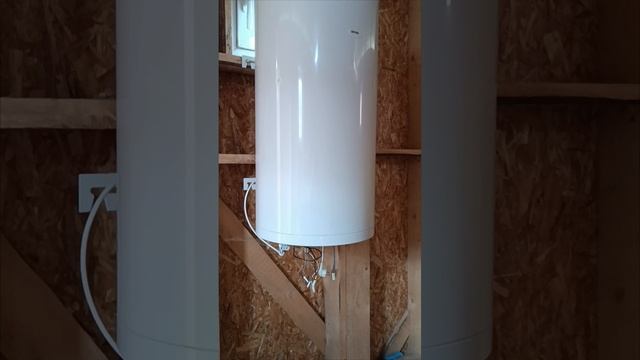 Строительство бани. Подготовили пол под заливку бетона. Работа движется