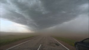 Грозовой фронт с молниями 22/06/2025