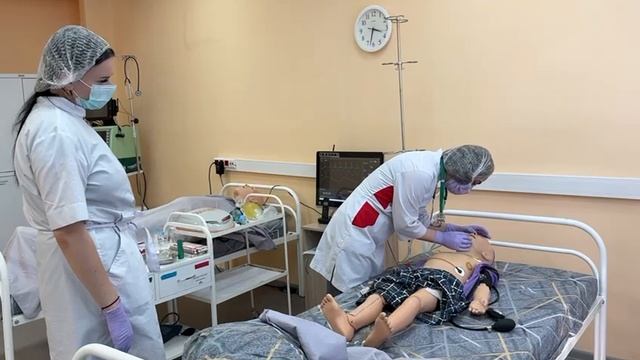 Экстренная мед. помощь при Спонтанном пневмотораксе в условиях симуляционного центра, 2025 г. смотреть онлайн