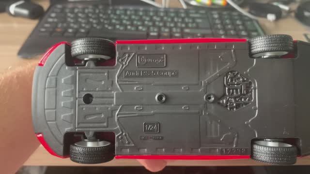 Обзор модели Audi RS 5 в 1:24 от Bburago смотреть онлайн