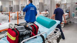 Четыре мирных жителя пострадали при атаке дронов по Брянску