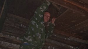 Не зря лазил в пыли, на чердаке заброшенного дома.