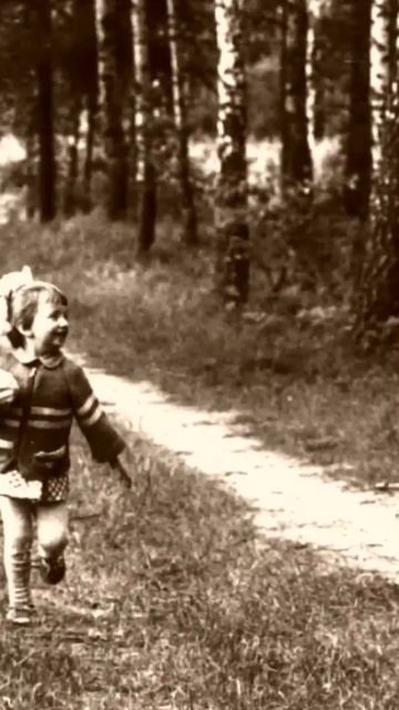 Иногда полезно вспомнить прошлое, чтобы сильнее ценить настоящее! смотреть онлайн