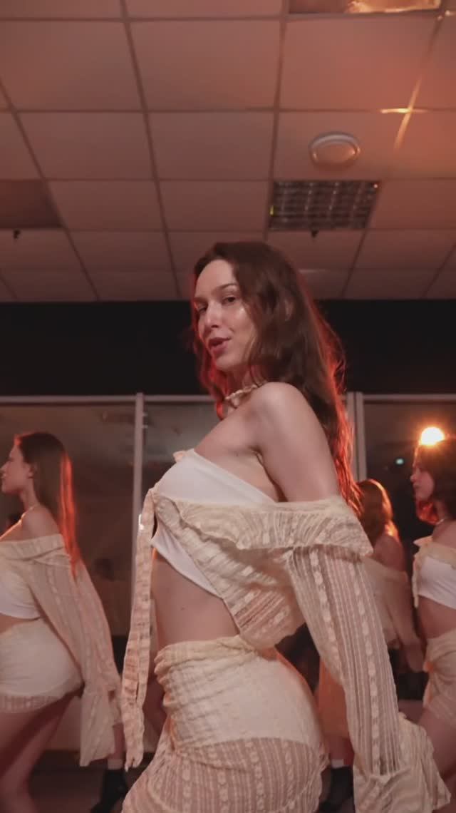 Бэкстейдж со съемок клипа. Арина Васильева, Леди-стайл, школа танцев Dance Life в Курску смотреть онлайн